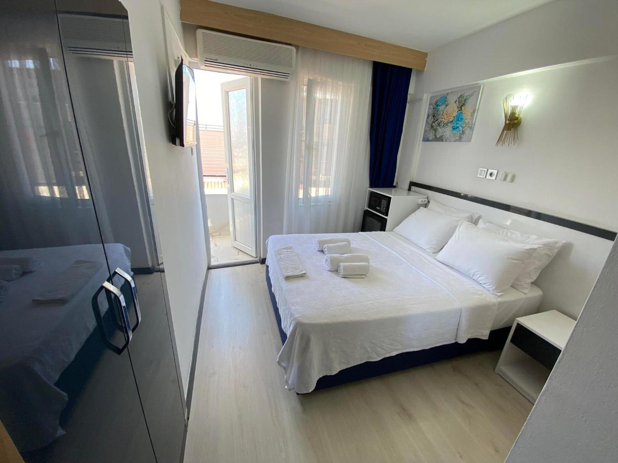 Acer Guenes Otel Дидим Екстериор снимка